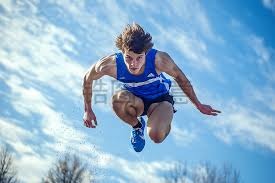 埃芬博格：希望未来乌尔比希成为拜仁一门，目前他是出色替补